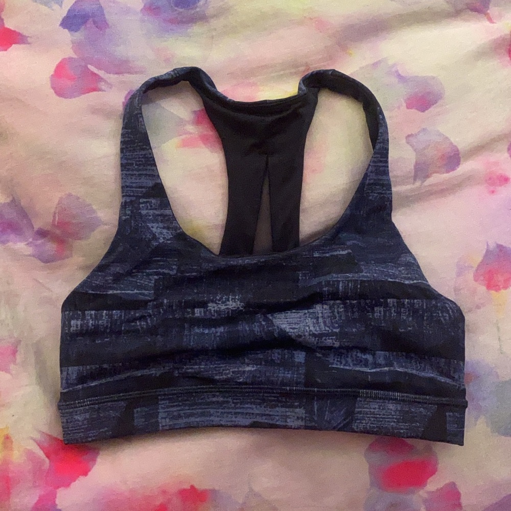 lululemon sports bra